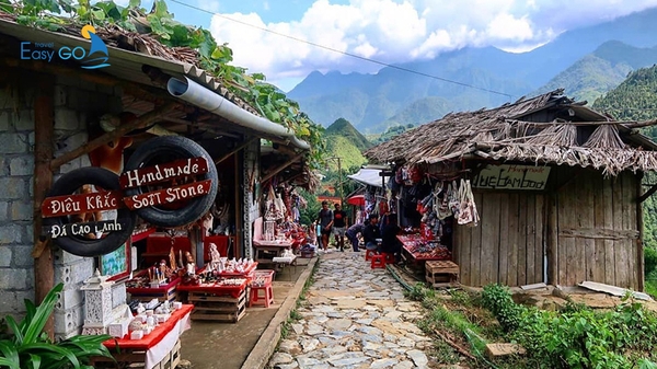 Bản Cát Cát là nơi sinh sống của dân tộc H’Mông