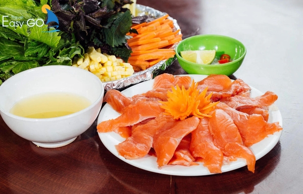 Cá hồi Mộc Châu có thịt săn chắc và vị ngọt đặc trưng
