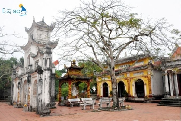 Đình, chùa Quan Lạn được xây dựng từ thời hậu Lê