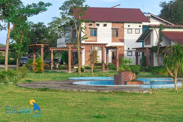 Emopea Mộc Châu resort nằm tại xã Phiêng Luông