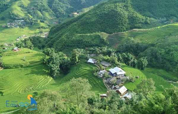 Bản Giàng Tả Chải nằm tại xã Tả Phìn, Sapa, tỉnh Lào Cai.
