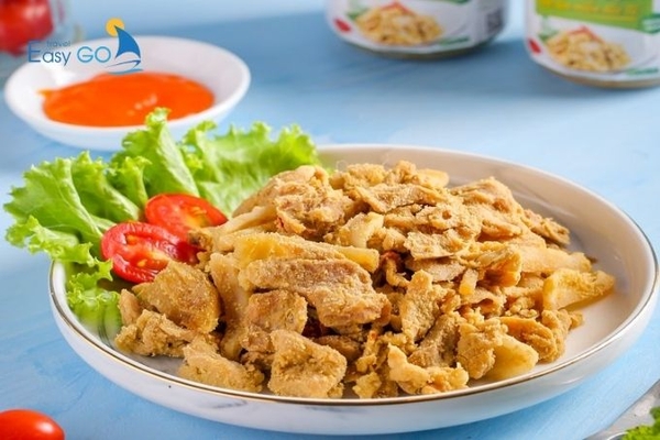 Thịt lợn muối chua có vị mặn, chua và giòn 