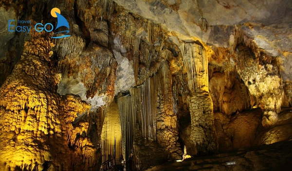 Ngũ Động là quần thể 5 hang động lớn của Mộc Châu