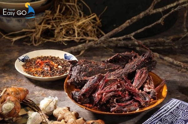 Thịt trâu gác bếp - đặc sản không thể bỏ lỡ khi đến Mộc Châu Sơn La