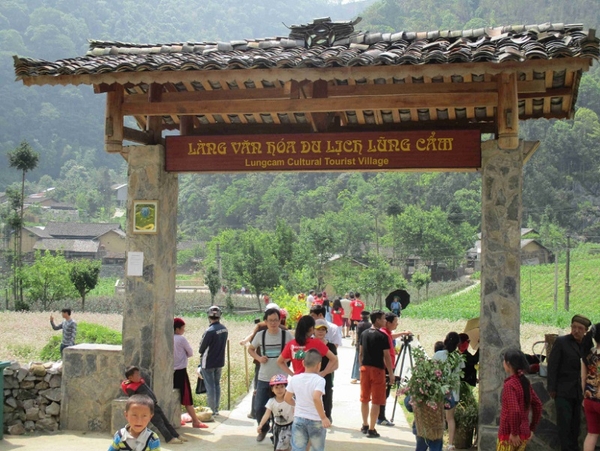 Tour Du Lịch Hà Giang trọn gói Easy Go Travel