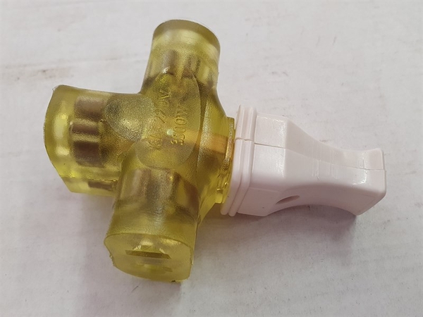 Ổ Cắm Chịu Tải 3500W Cao Su