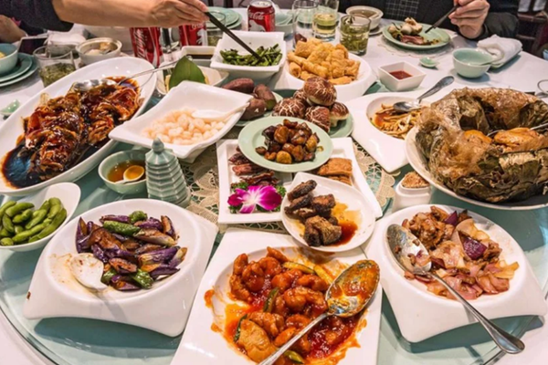Gợi ý 21+ bộ thực đơn tiệc cưới ngon hấp dẫn nhất 2022