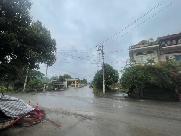 A662  A663 - ô số 1 số 2. QH250 xe - Tân Lập 2 - Phương Đông