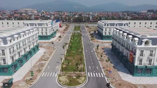 M893 - Căn Shophouse - ô 33.A1 - vincom - Yên Thanh