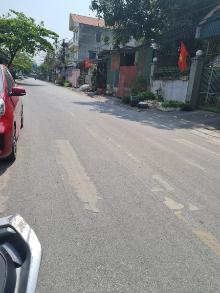 M921 - Nhà mặt tiền kinh doanh - khu 2 - Quang Trung