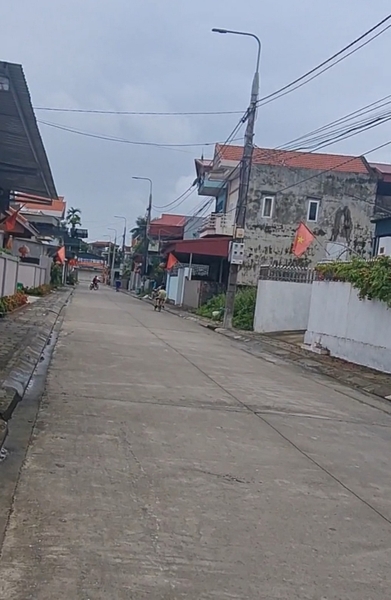 M985 - Nhà mặt tiền kinh doanh - Bí Trung 1 - Phương Đông
