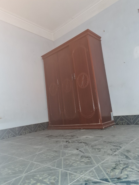 M985 - Nhà mặt tiền kinh doanh - Bí Trung 1 - Phương Đông