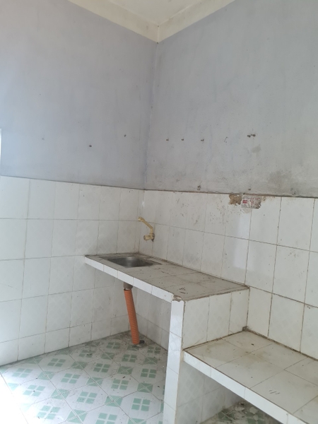 M985 - Nhà mặt tiền kinh doanh - Bí Trung 1 - Phương Đông