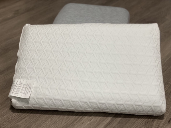 [FreeShip] [Rẻ vô địch] [Ảnh thật] GỐI MEMORY FOAM XUẤT MỸ XỊN XÒ, QUÀ TẶNG CỰC SANG, GIẢM ĐAU VAI GÁY HIỆU QUẢ
