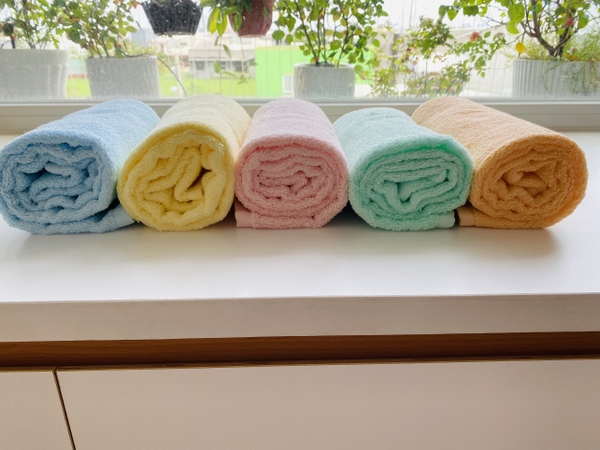Khăn tắm sợi không se Phong Phú  (50x100cmx190gr) - màu vàng