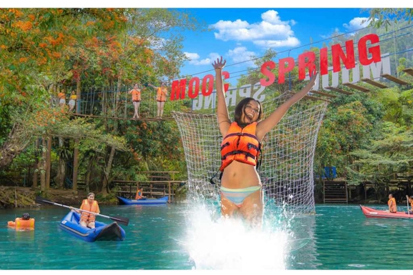 Cập nhật Bảng giá vé Suối nước Moọc 2026 mới nhất