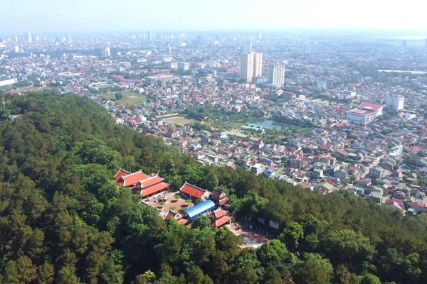 Núi Quyết Nghệ An: Hành Trình Về Vùng Đất Tứ Linh & Phượng Hoàng Trung Đô