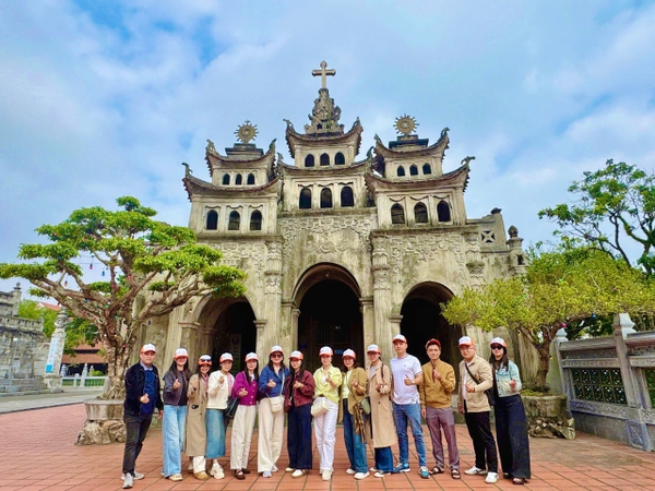 Hello Trip - Công ty du lịch Nghệ An uy tín chuyên tour miền Bắc 2026