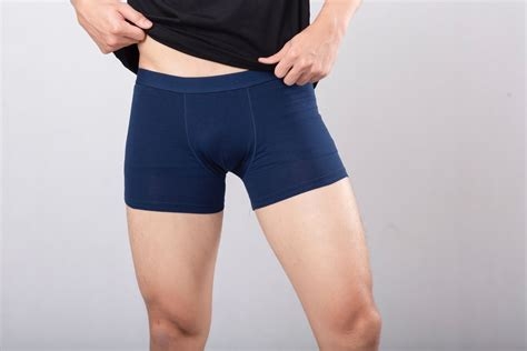 Đừng để “cậu nhỏ” có mùi – Dùng ngay dung dịch vệ sinh nam để ghi điểm với nàng