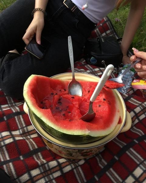 Ăn Dưa Hấu Có Tốt Cho Đàn Ông Không? Sự Thật Khiến Bạn Ngạc Nhiên