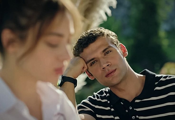 Crush nghĩa là gì? Những điều thú vị về cụm từ “Crush” phổ biến nhất giới trẻ 