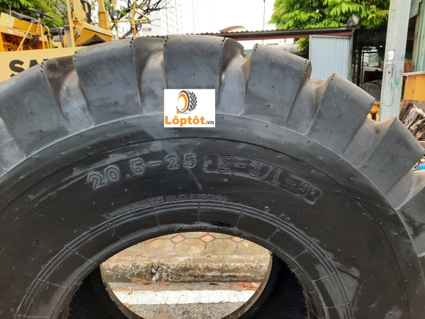 Lốp ARMOUR 20.5-25