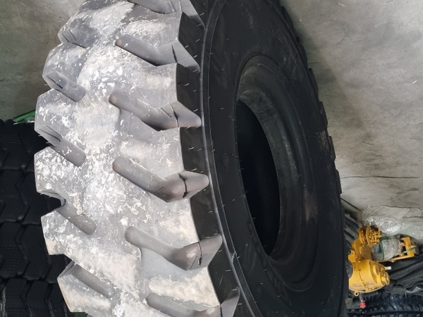 Lốp 18.00R25 MICHELIN