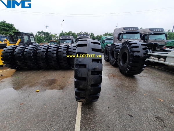 Lốp bán đặc 23.5-25 L-5 ARMOUR