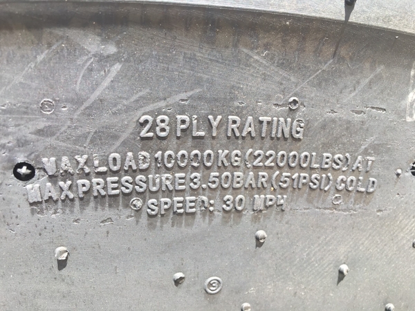 Lốp bán đặc 26.5-25 L-5