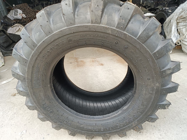 Lốp xe xúc 12-16.5 ARMOUR