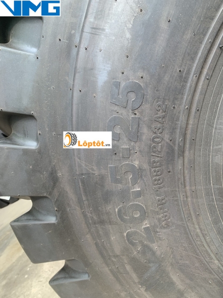 Lốp 26.5-25/28PR hiệu DYNAMAX