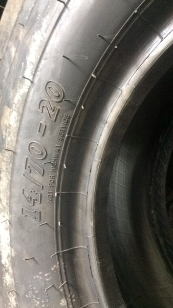Lốp 14/70-20 hiệu BKT Ấn Độ
