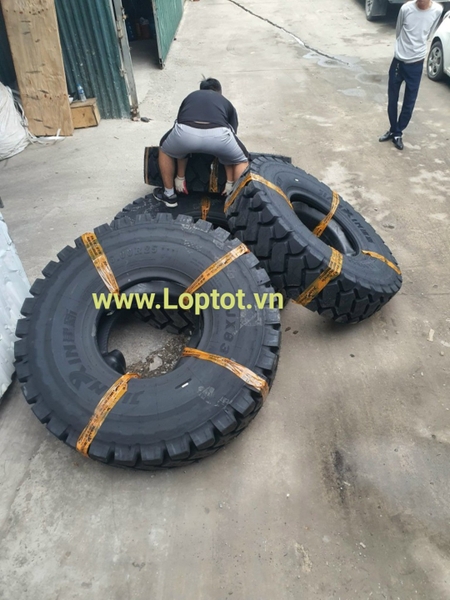 Lốp JIANXIN 1600R25 hàng chính hãng