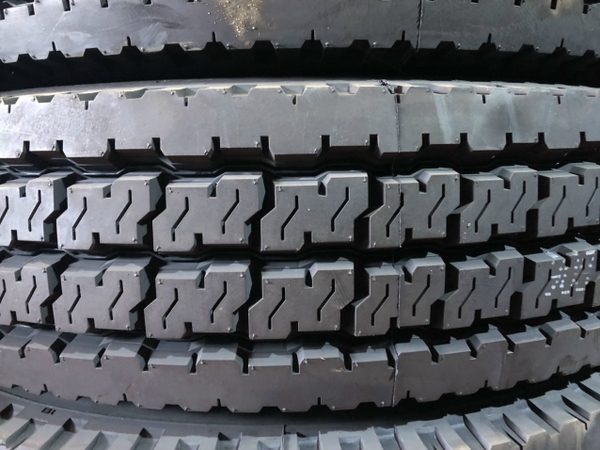 Lốp 10.00-20, 1200-20, 12R22.5 WESTLAKE, GOODRIDE