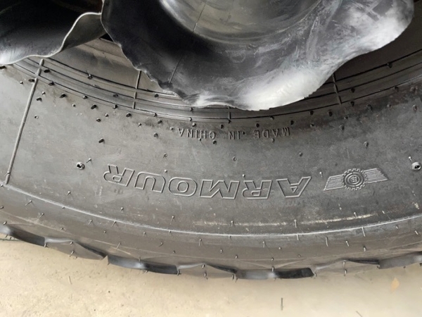 Lốp xe lu 23.1-26. Hàng tốt giá tốt