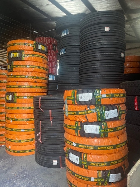 Lốp 1200R20 24PR siêu tải