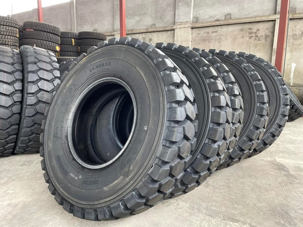 Lốp 1400R25 GCB1 BOTO, giá tốt