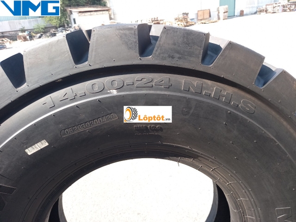 Lốp MAXAM 14.00-24/28PR