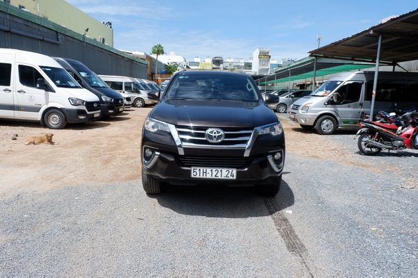 XE TỰ LÁI 7 CHỖ