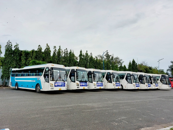 XE ĐƯA ĐÓN CB-CNV 45 CHỖ