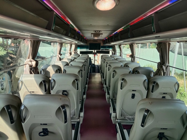 BÁN XE 47 CHỖ HAECO UNIVERSE 2016