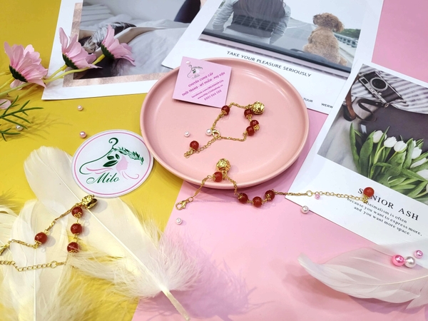 Lắc tay phong thủy hạt ngọc đỏ mix chuông