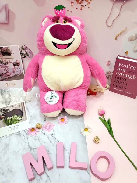 Gấu bông dâu tây Lotso (gấu ngồi hồng) - 60cm