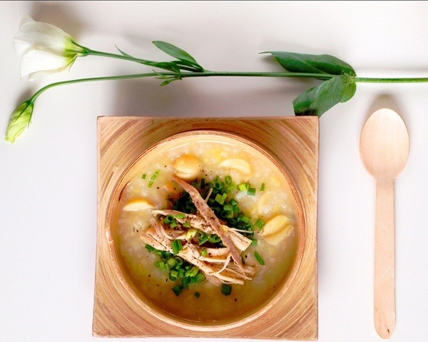 Cháo Hạt Sen Cho Bé Ăn Dặm - Vệ Sĩ Giúp Bé Tiêu Diệt Biếng Ăn