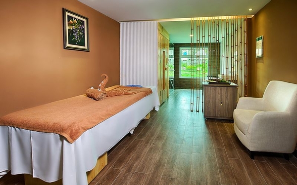 Khách Sạn Mường Thanh Holiday Mũi Né