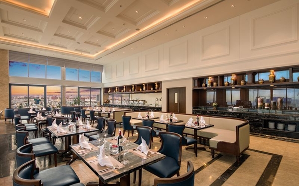 Khách sạn Altara Suites Đà Nẵng