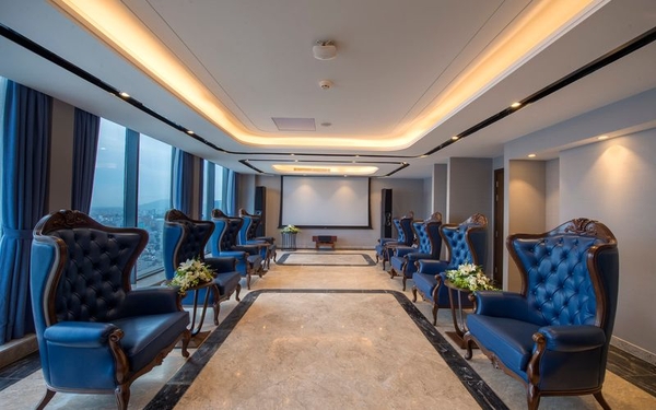 Khách sạn Altara Suites Đà Nẵng