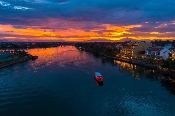 Little Riverside . A Luxury Hotel & Spa