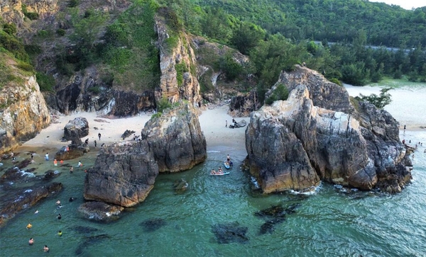 Tour Quảng Bình 3 ngày 2 đêm: Nghỉ dưỡng Suối Bang Onsen Resort – Phong Nha Kẻ Bàng – Động Thiên Đường