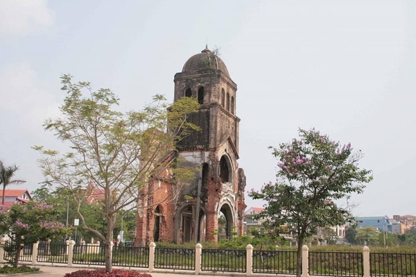 TOUR DU LỊCH QUẢNG BÌNH 4 NGÀY 3 ĐÊM TRỌN GÓI: PHONG NHA KẺ BÀNG – BIỂN NHẬT LỆ – SUỐI NƯỚC MOỌC – VŨNG CHÙA